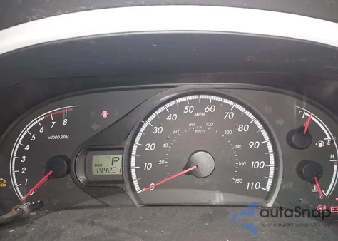 2011 Toyota Sienna Le V6 z USA, uszkodzony, nr VIN 5TDKK3DC5BS095681